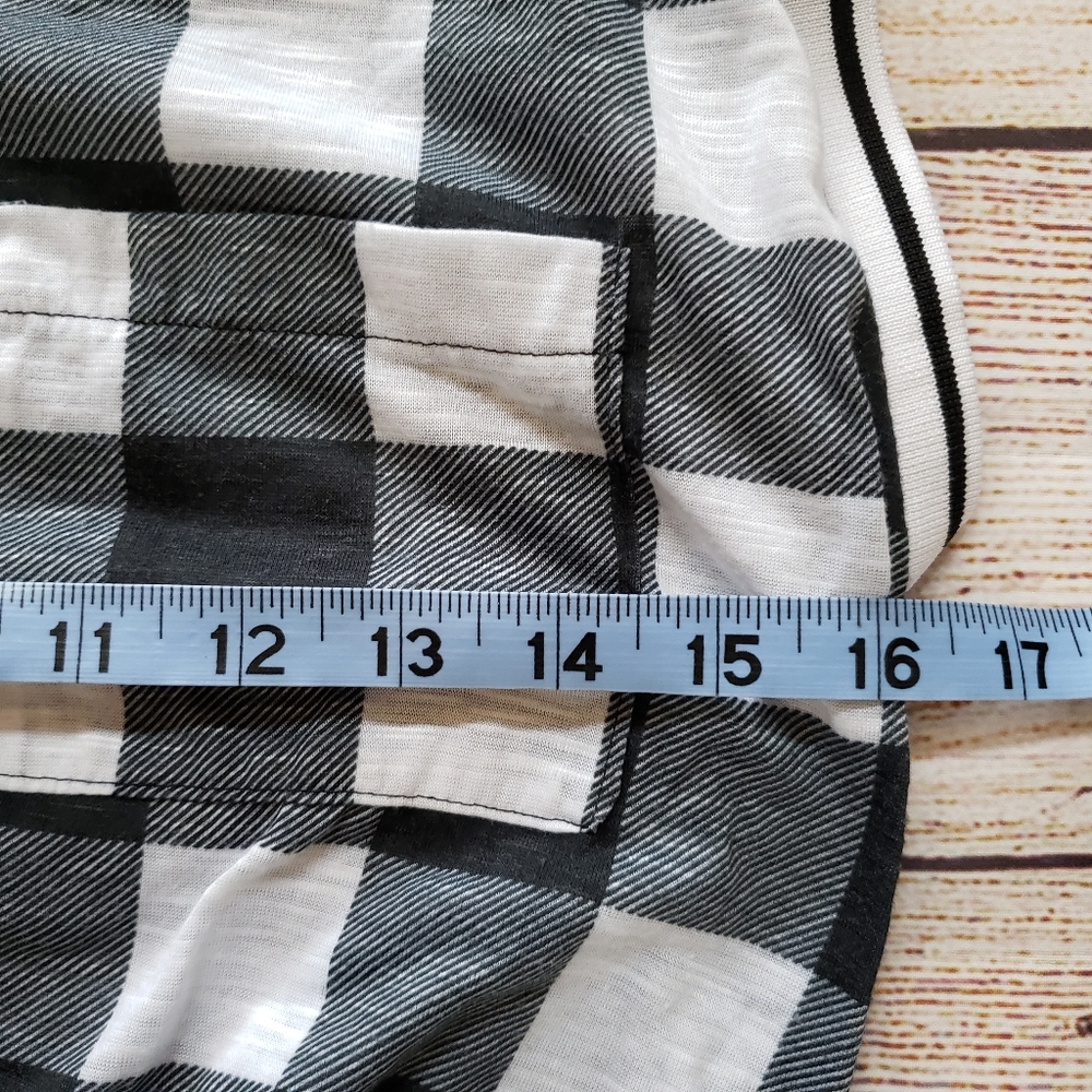 No Boundaries Juniors Plaid Cap Sleeve Tie Top M - Picture 8 of 10